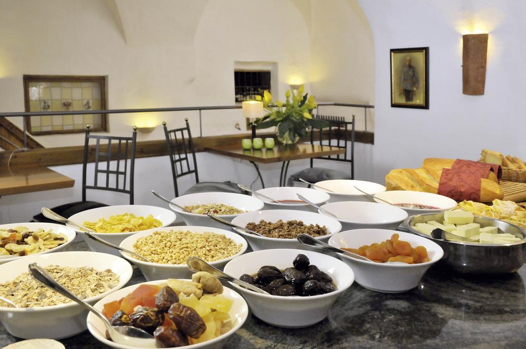 Hotel Restaurant Lilie Vipiteno Zewnętrze zdjęcie